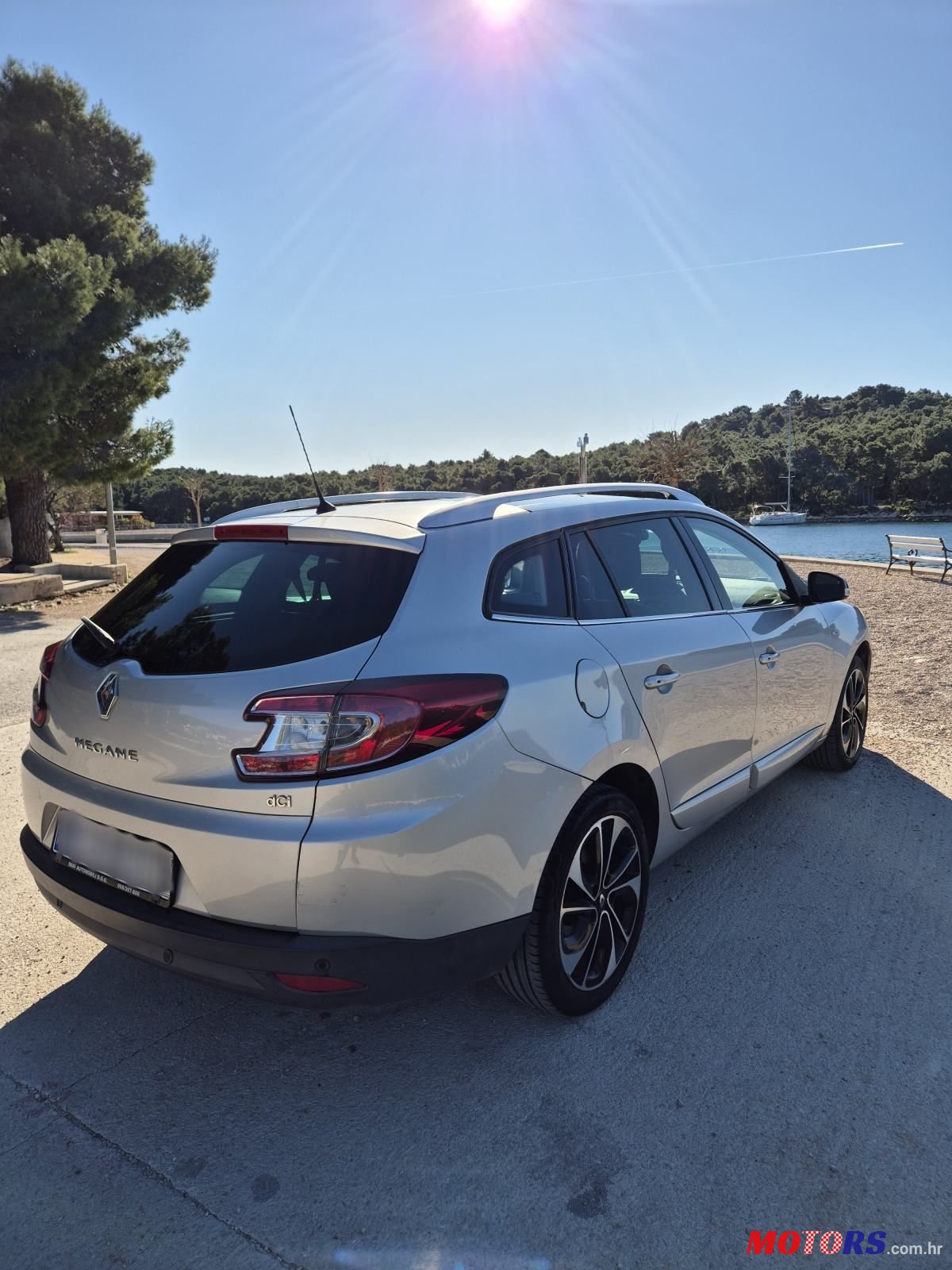 2015' Renault Megane Grandtour Dci photo #2