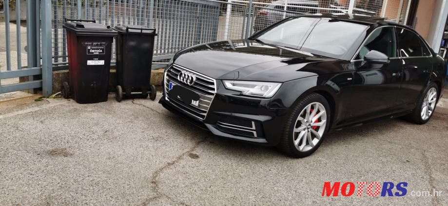 2016' Audi A4 photo #2