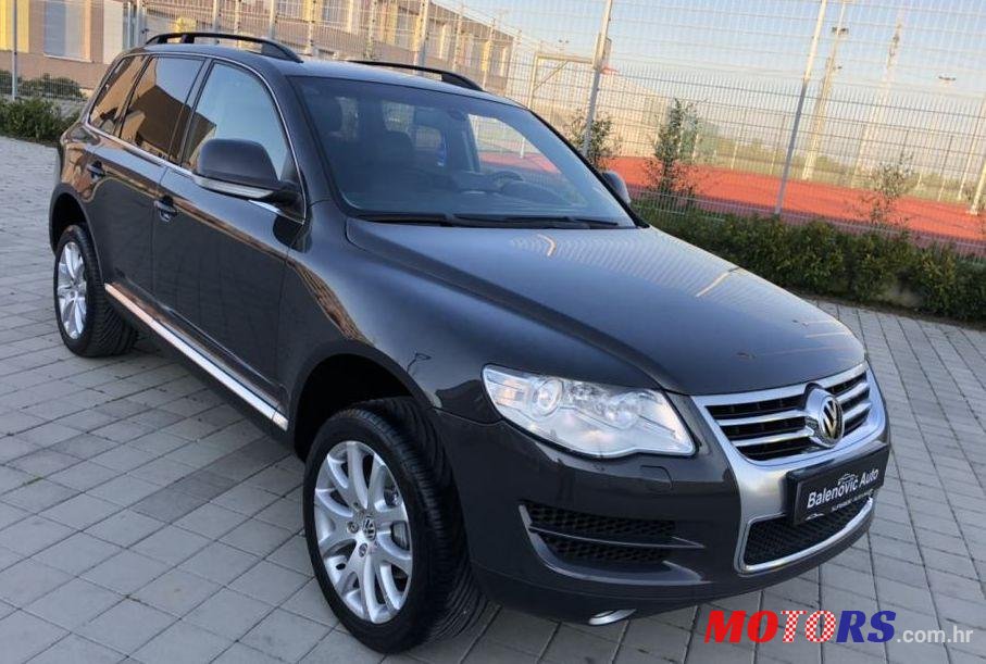 2007' Volkswagen Touareg photo #2