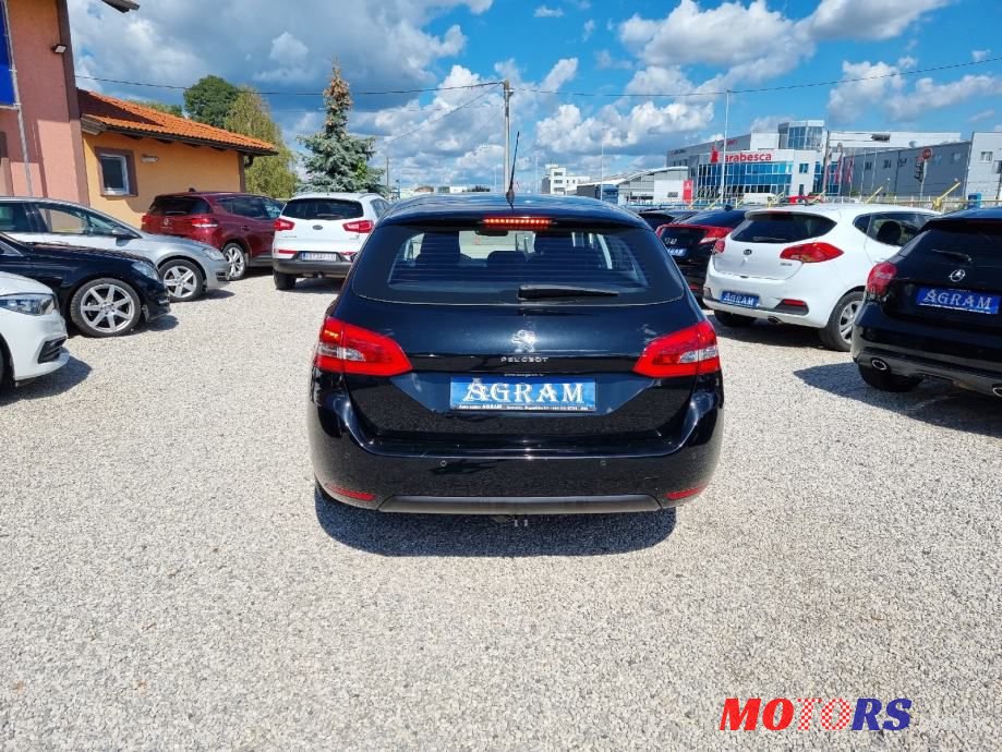 2015' Peugeot 308 Sw photo #6