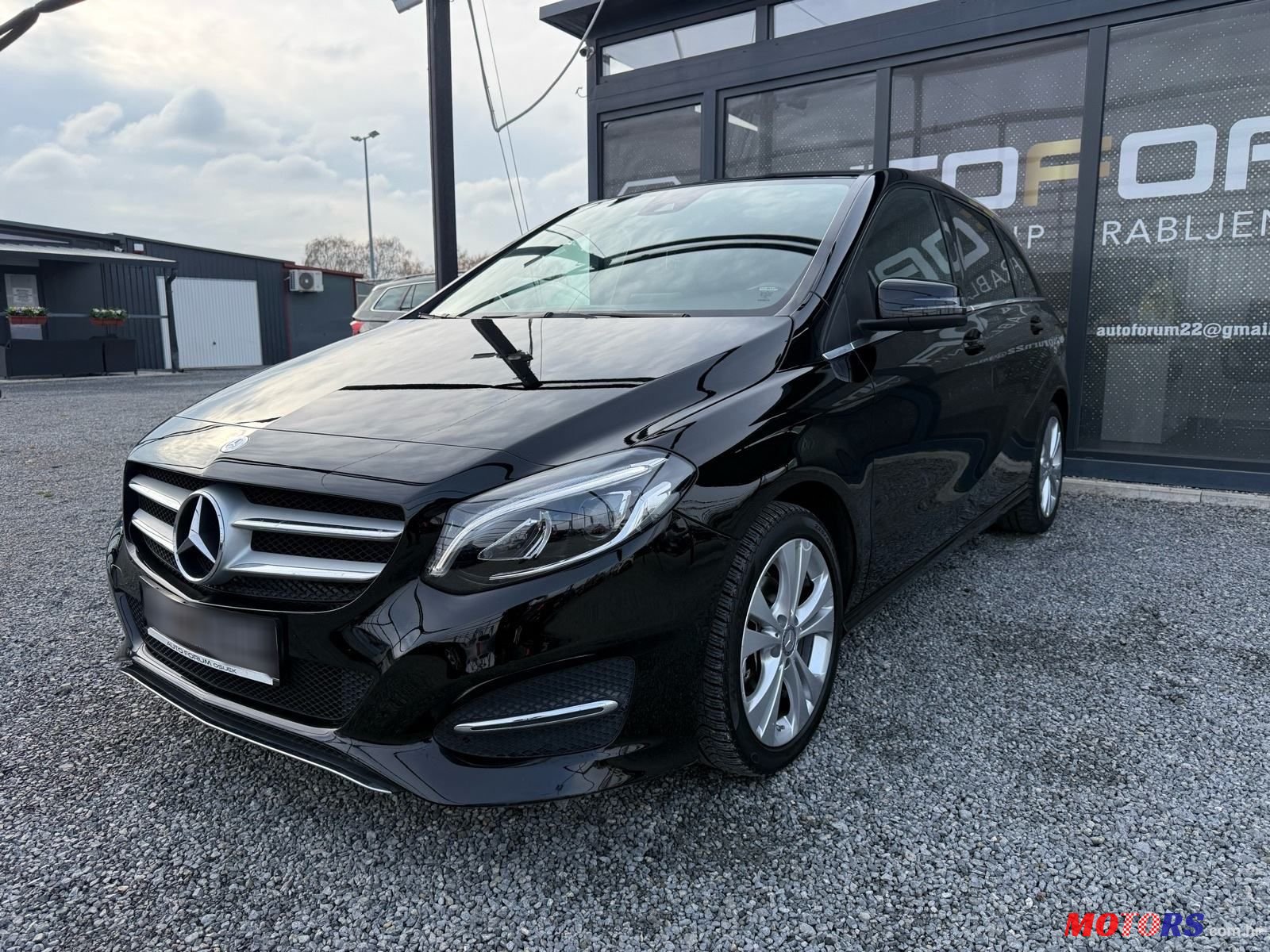 2016' Mercedes-Benz B-Klasa 180 D photo #3