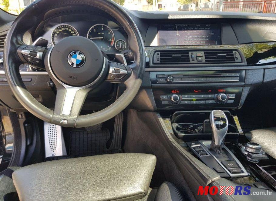 2011' BMW Serija 5 520D photo #2