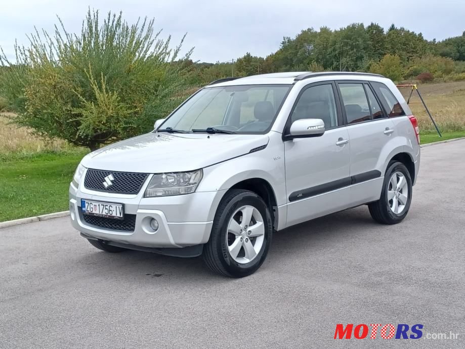 2009' Suzuki Grand Vitara 1,9 photo #1