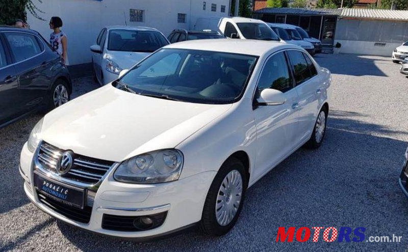 2008' Volkswagen Jetta 1,9 Tdi photo #2