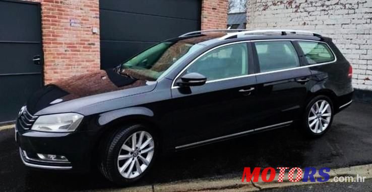 2013' Volkswagen Passat Variant photo #2