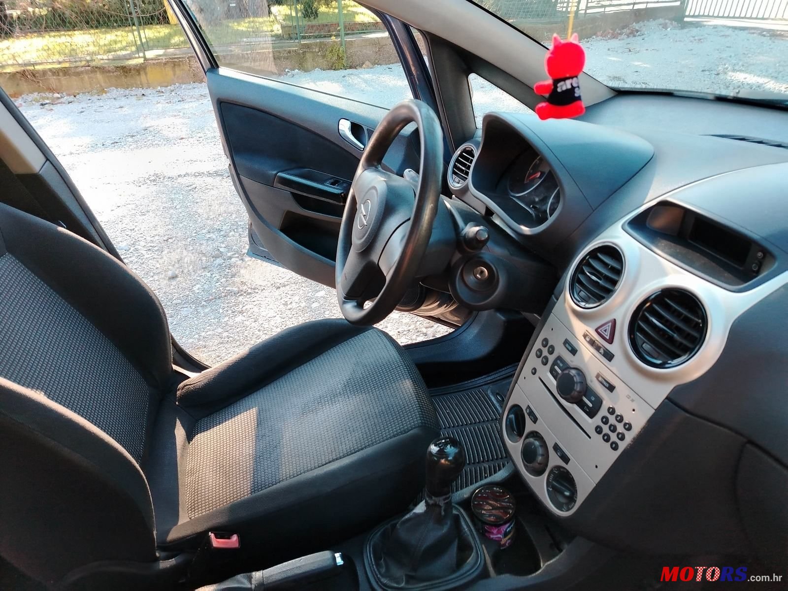 2007' Opel Corsa 1,2 16V photo #5