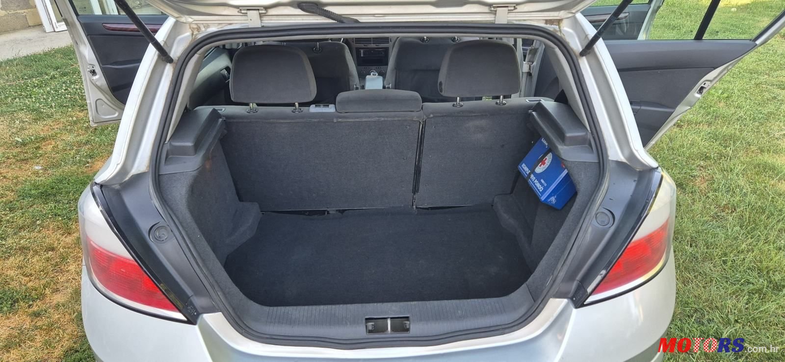 2004' Opel Astra 1,6 photo #2