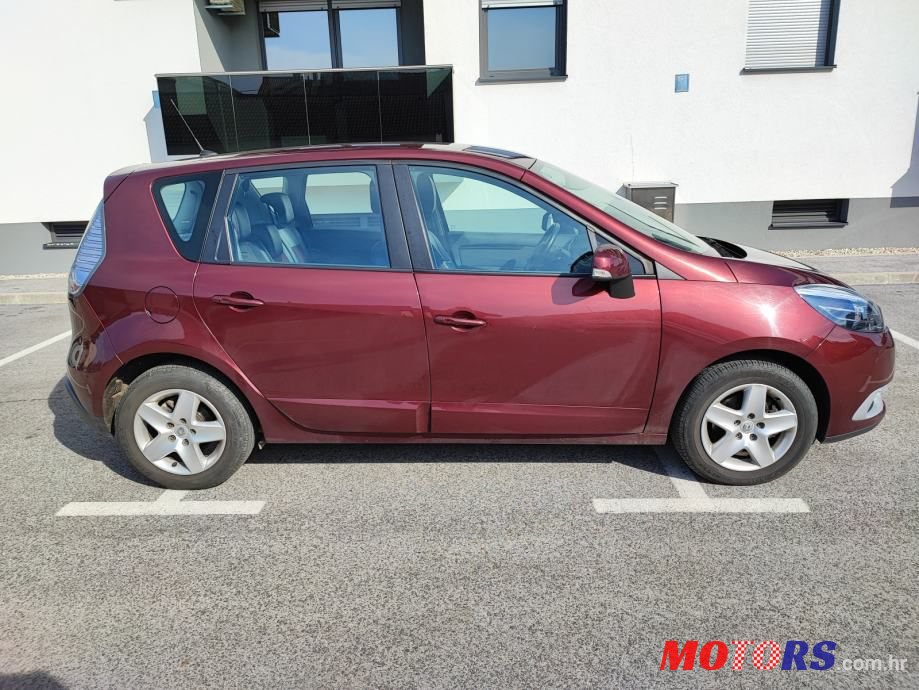 2014' Renault Scenic Dci photo #6