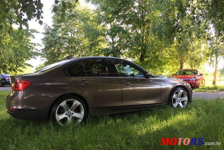 2014' BMW Serija 3 318D photo #2
