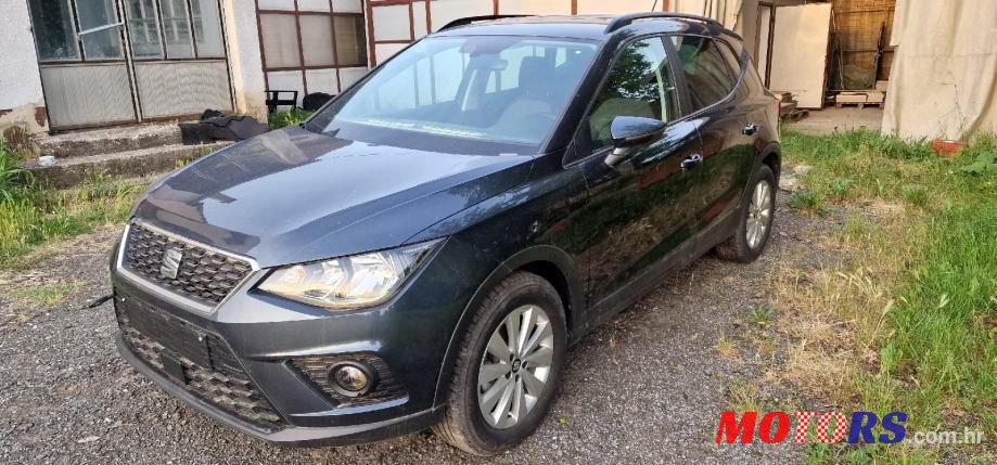 2020' SEAT Arona 1,6 Tdi photo #1