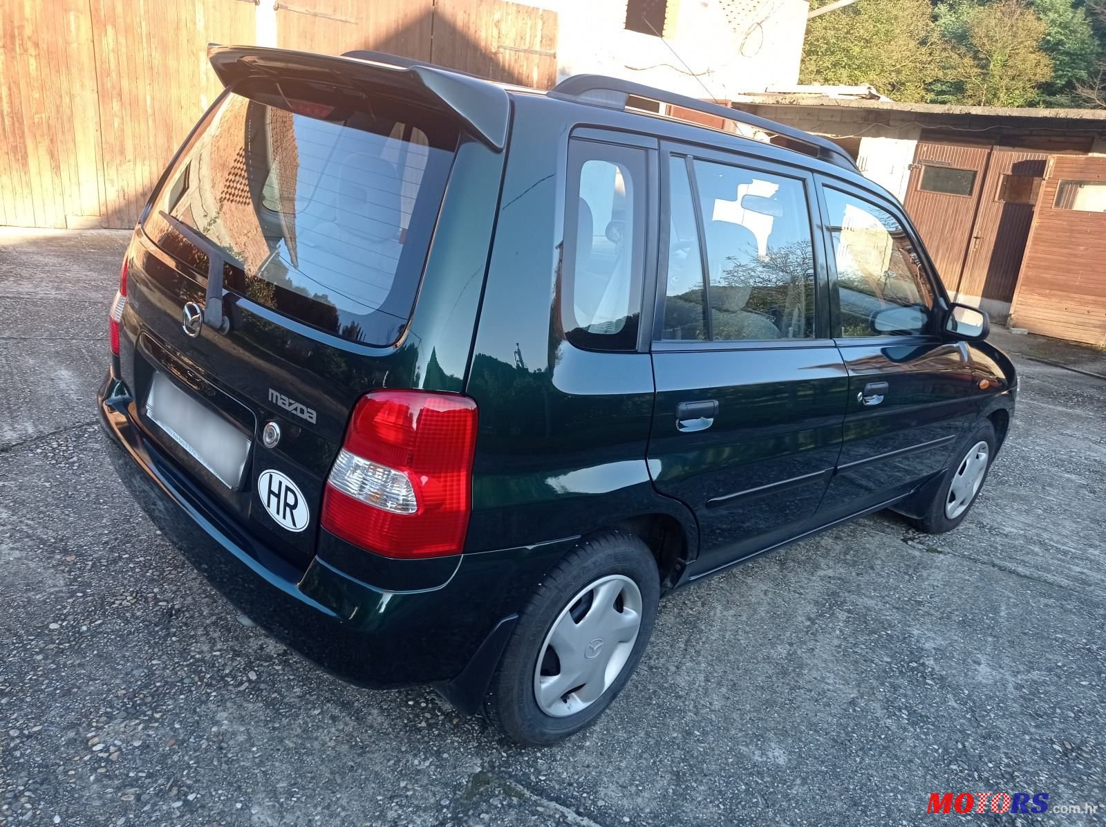 2001' Mazda Demio 1,5 I photo #4