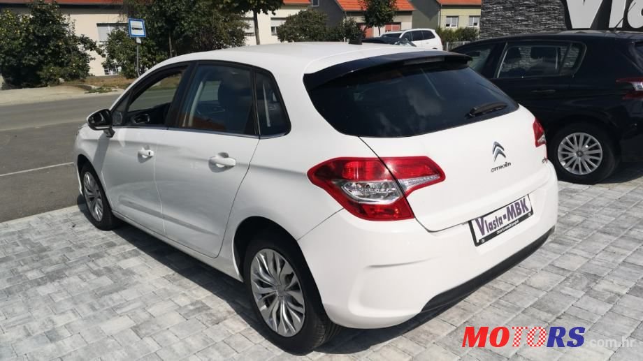 2014' Citroen C4 1,6 Hdi photo #2