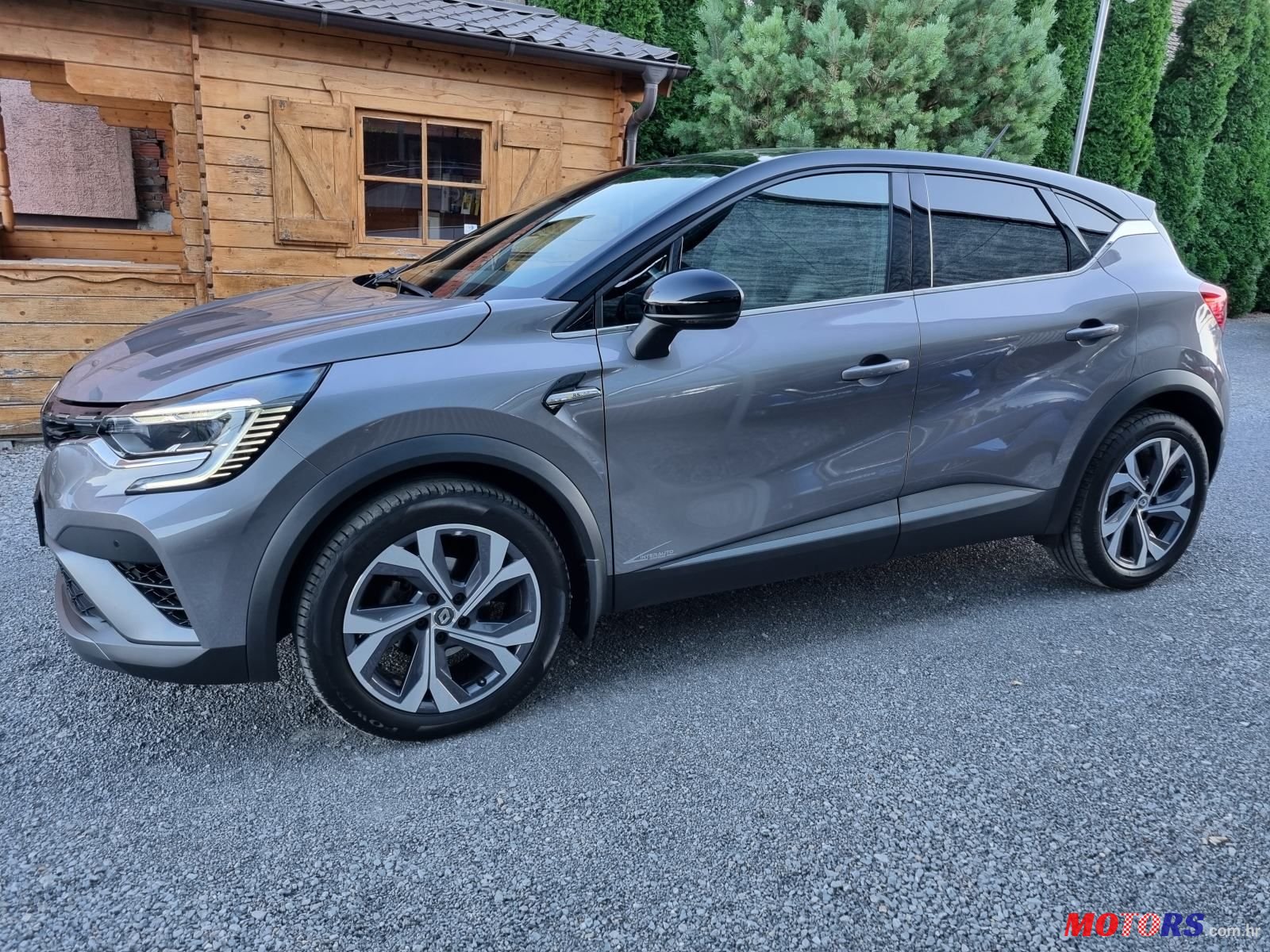 2021' Renault Captur Tce photo #4