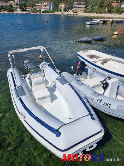 2012' Adventure 500 photo #1