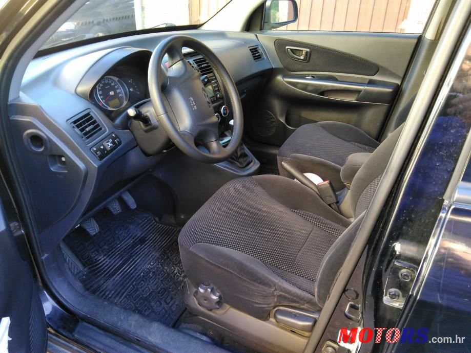 2008' Hyundai Tucson 2,0 photo #6