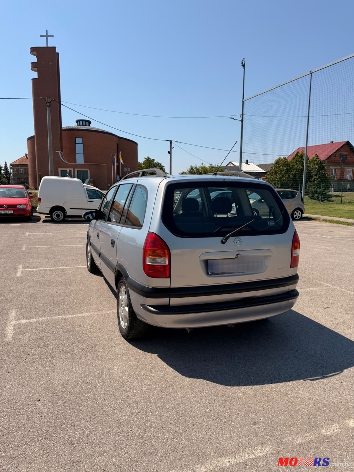 2000' Opel Zafira 1,6 16V photo #3