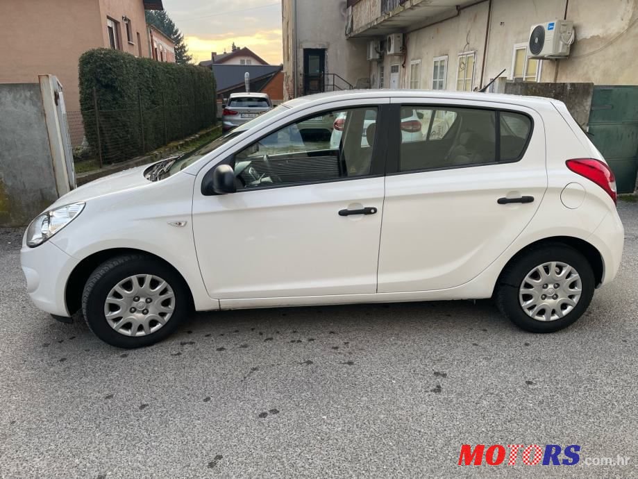 2012' Hyundai i20 1,2 photo #2
