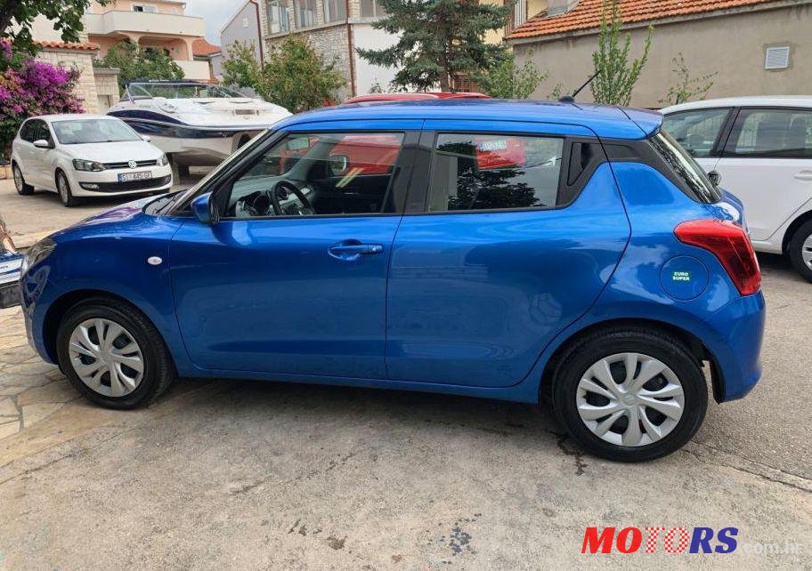 2019' Suzuki Swift 1,2 photo #2