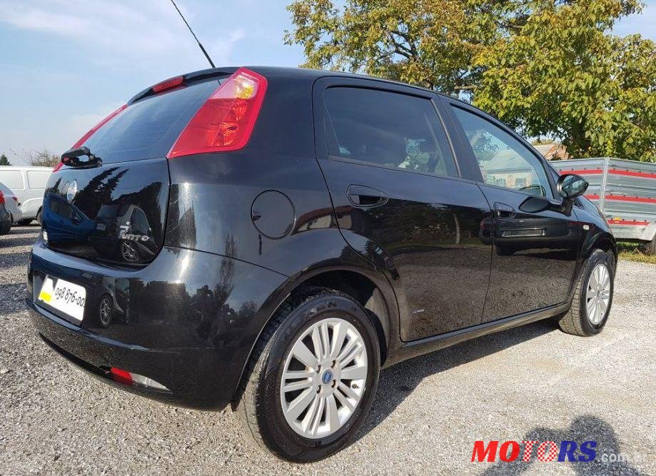 2007' Fiat Grande Punto 1,3 Multijet 16V photo #2