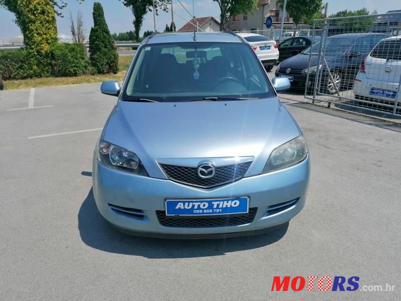 2004' Mazda 2 Cd68 Ce photo #2