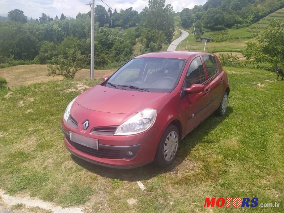 2006' Renault Clio 1,2 16V photo #1