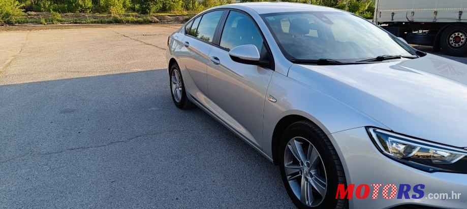 2018' Opel Insignia 2,0 Cdti photo #2
