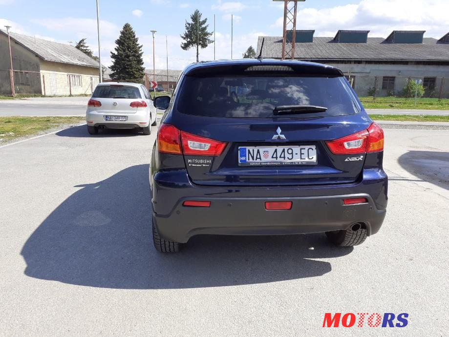 2010' Mitsubishi ASX 2Wd 1,8 photo #3