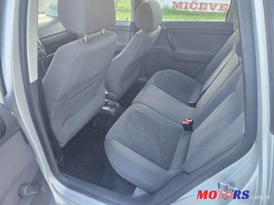 2006' Volkswagen Polo 1,2 photo #6