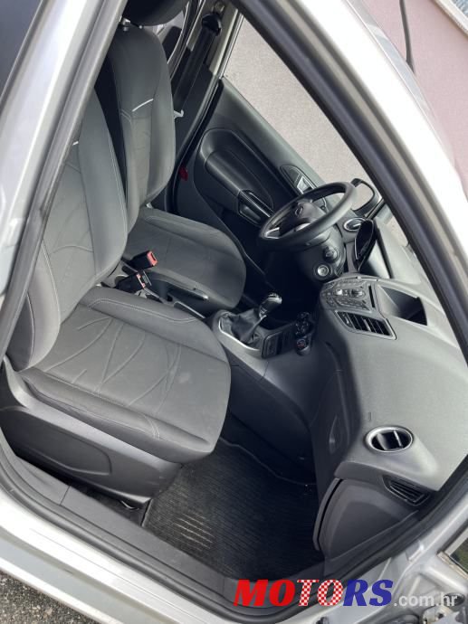 2013' Ford Fiesta 1,6 photo #5