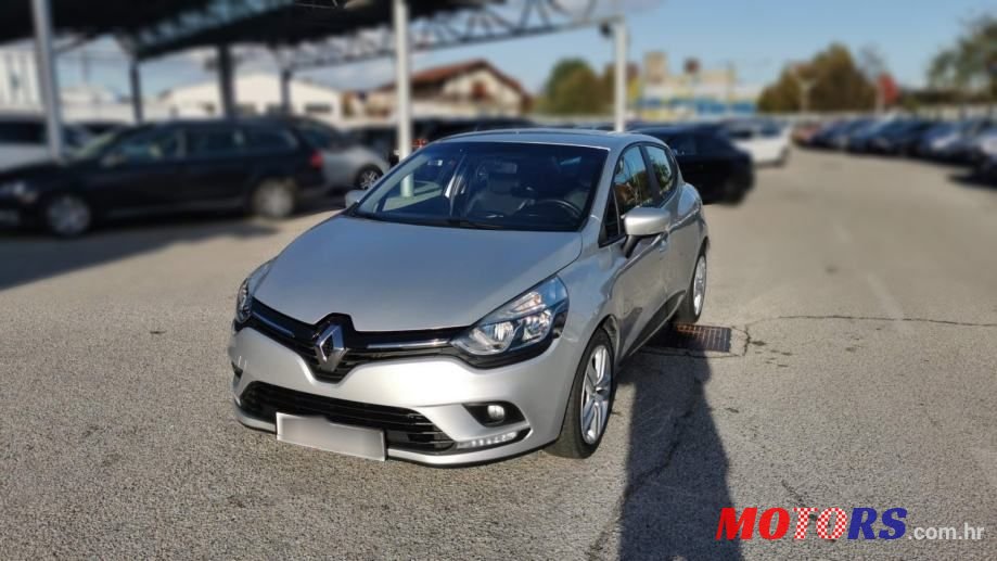 2019' Renault Clio photo #2