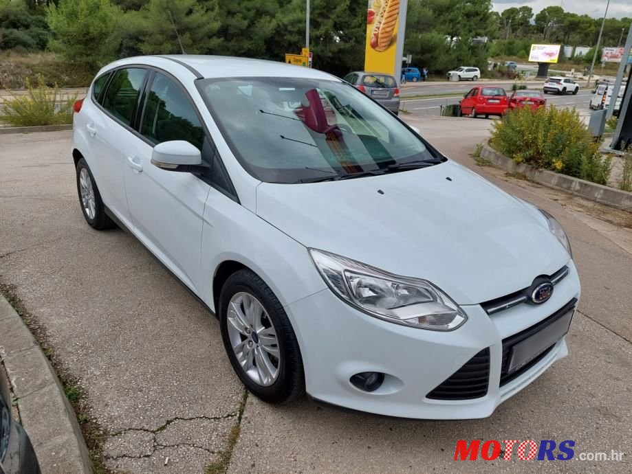 2015' Ford Focus 1,0 Gtdi photo #2