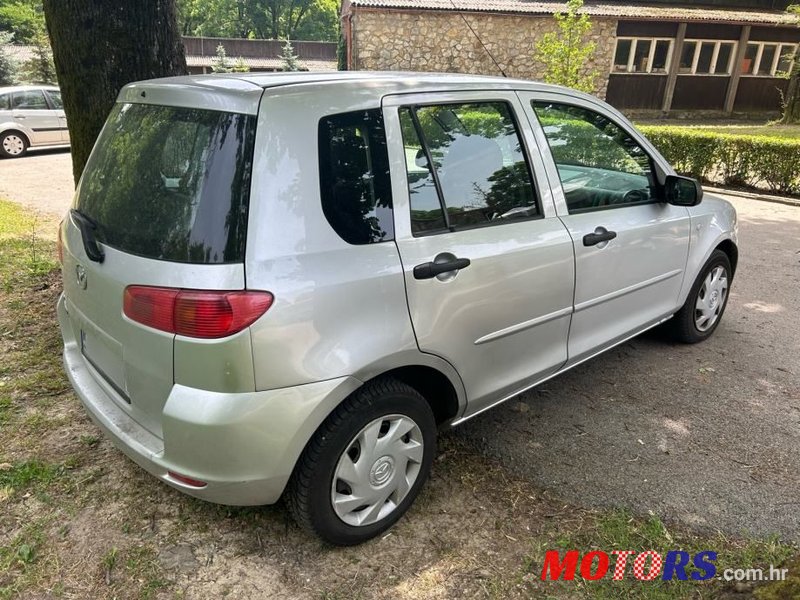 2005' Mazda 2 1,25 I photo #4