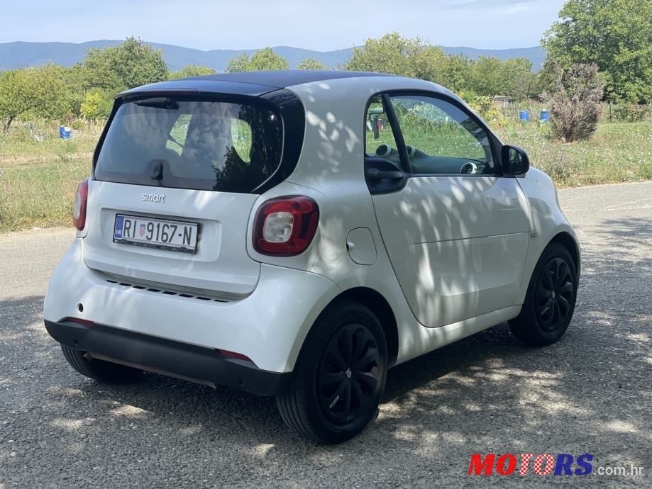 2015' Smart Fortwo photo #6