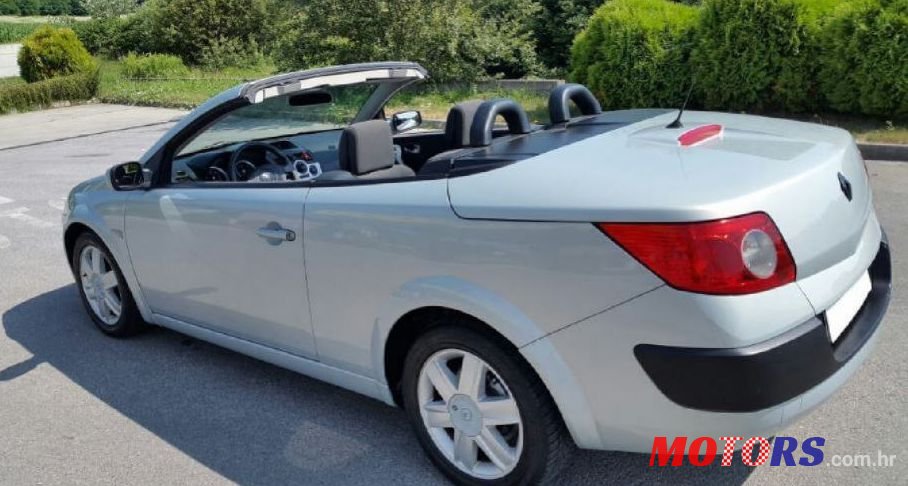 2004' Renault Megane Cabriolet 1,6 16V photo #2