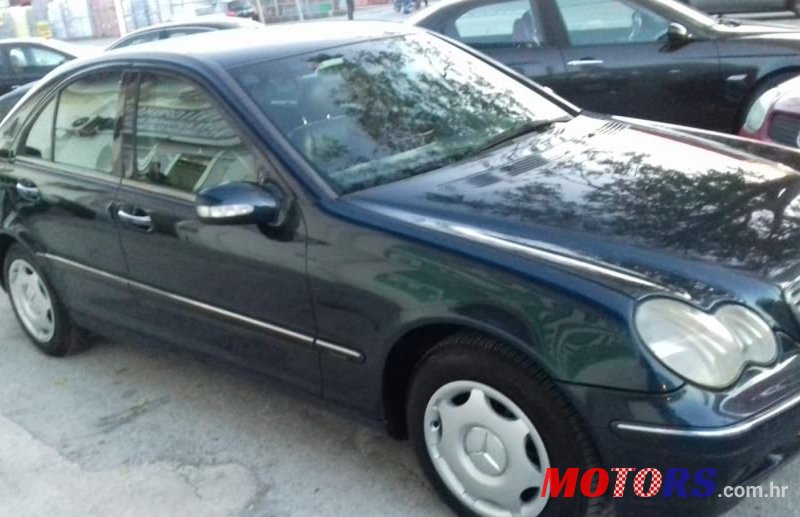 2002' Mercedes-Benz C-Klasa 220 photo #3