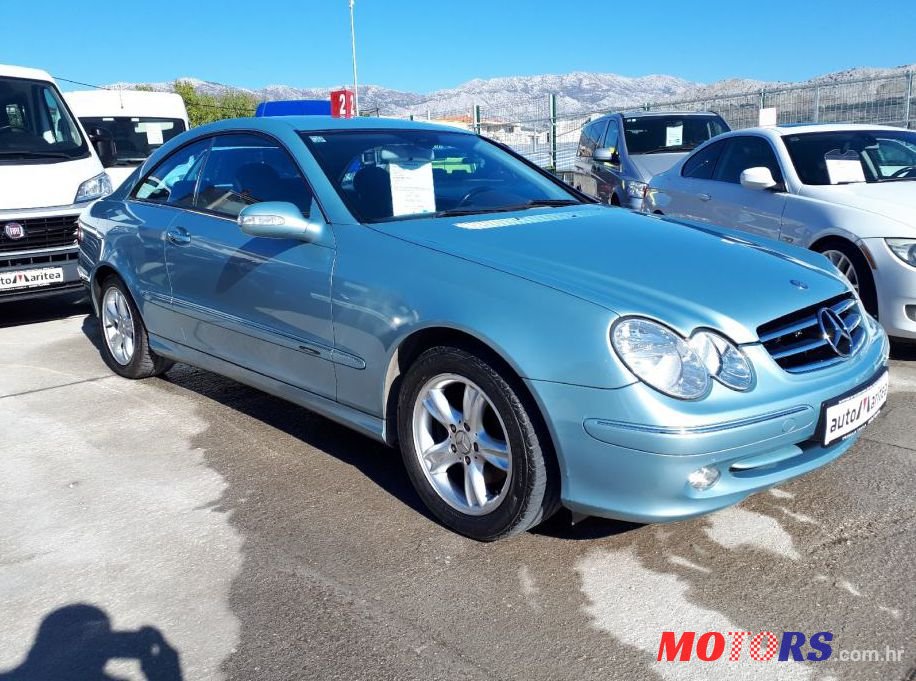 2002' Mercedes-Benz Clk Coupe 240 photo #1