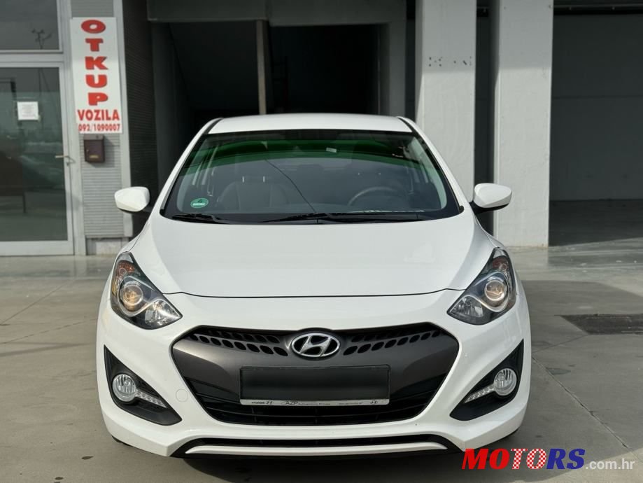 2015' Hyundai i30 1,4 Crdi photo #2