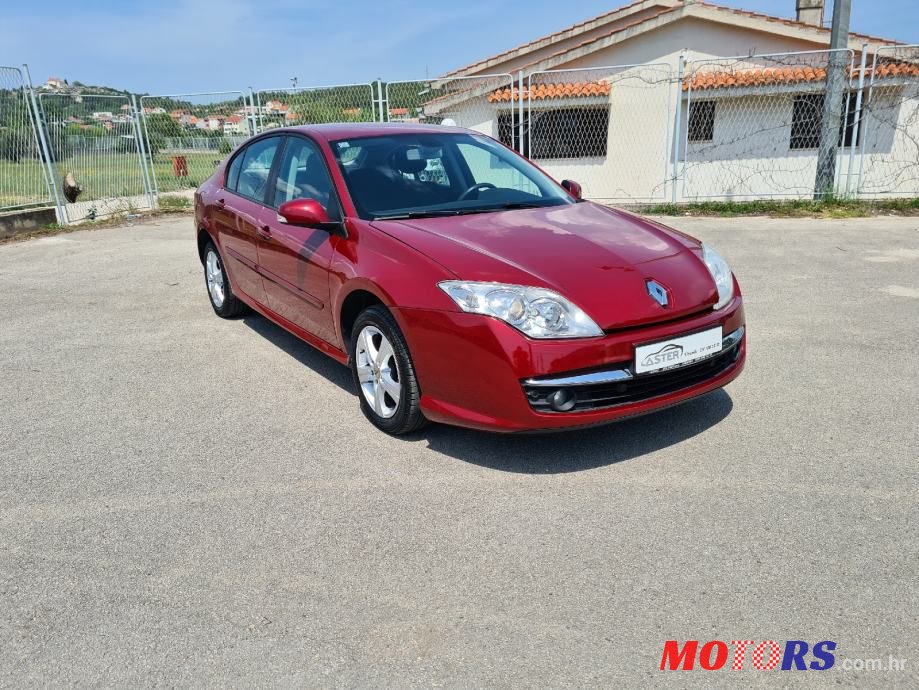 2009' Renault Laguna 1,5 Dci photo #2