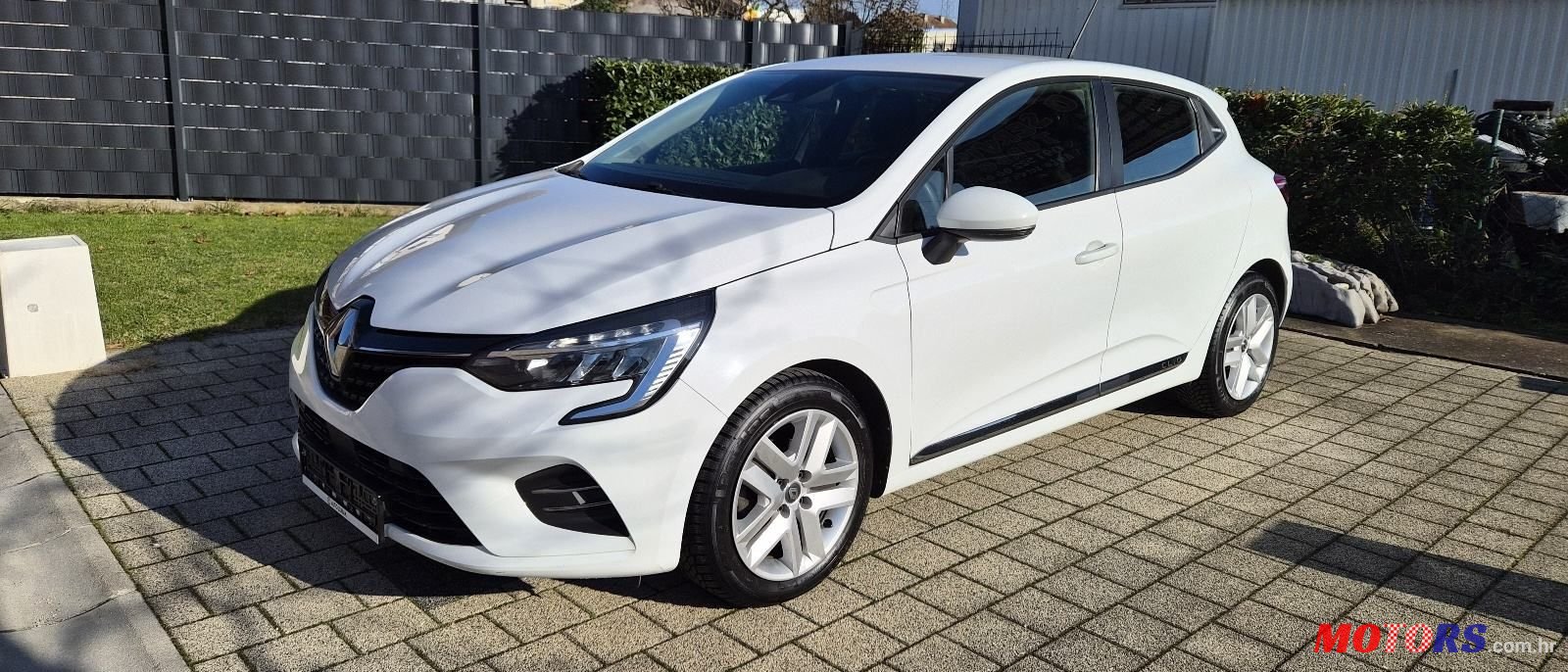 2020' Renault Clio Tce photo #2