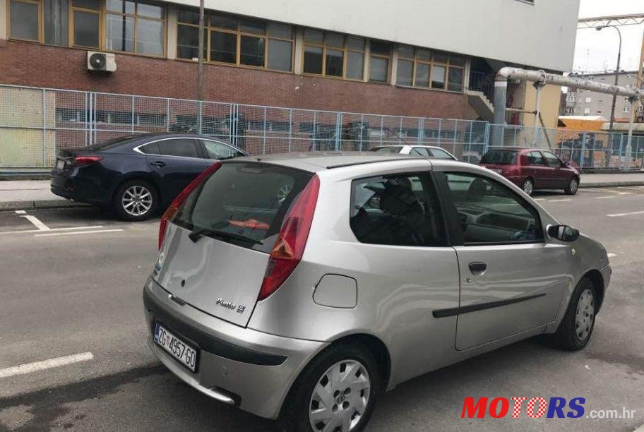 2003' Fiat Punto 1.2 Sx photo #1