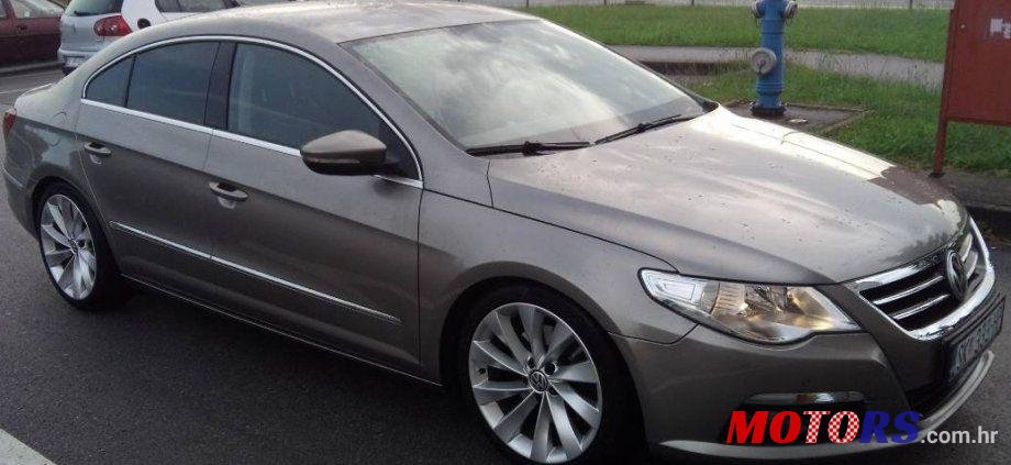 2012' Volkswagen Passat photo #1