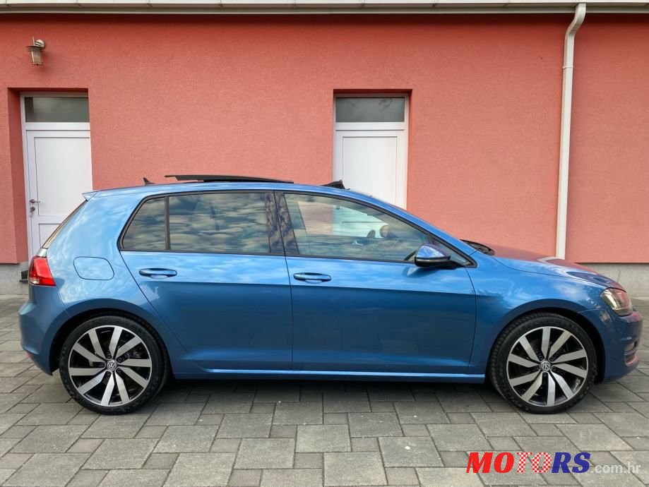 2013' Volkswagen Golf 7 photo #2