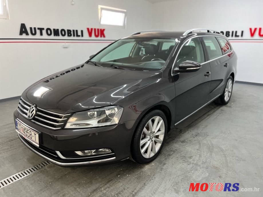 2011' Volkswagen Passat 2,0 Tdi Bmt photo #3