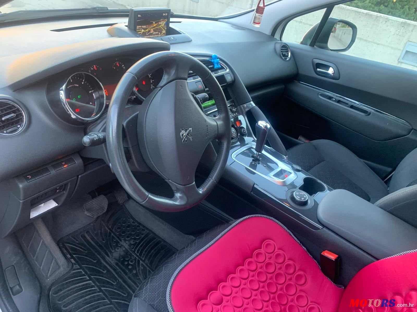 2014' Peugeot 3008 1,6 Hdi photo #6