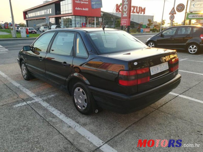 1996' Volkswagen Passat 1,9 Tdi photo #2