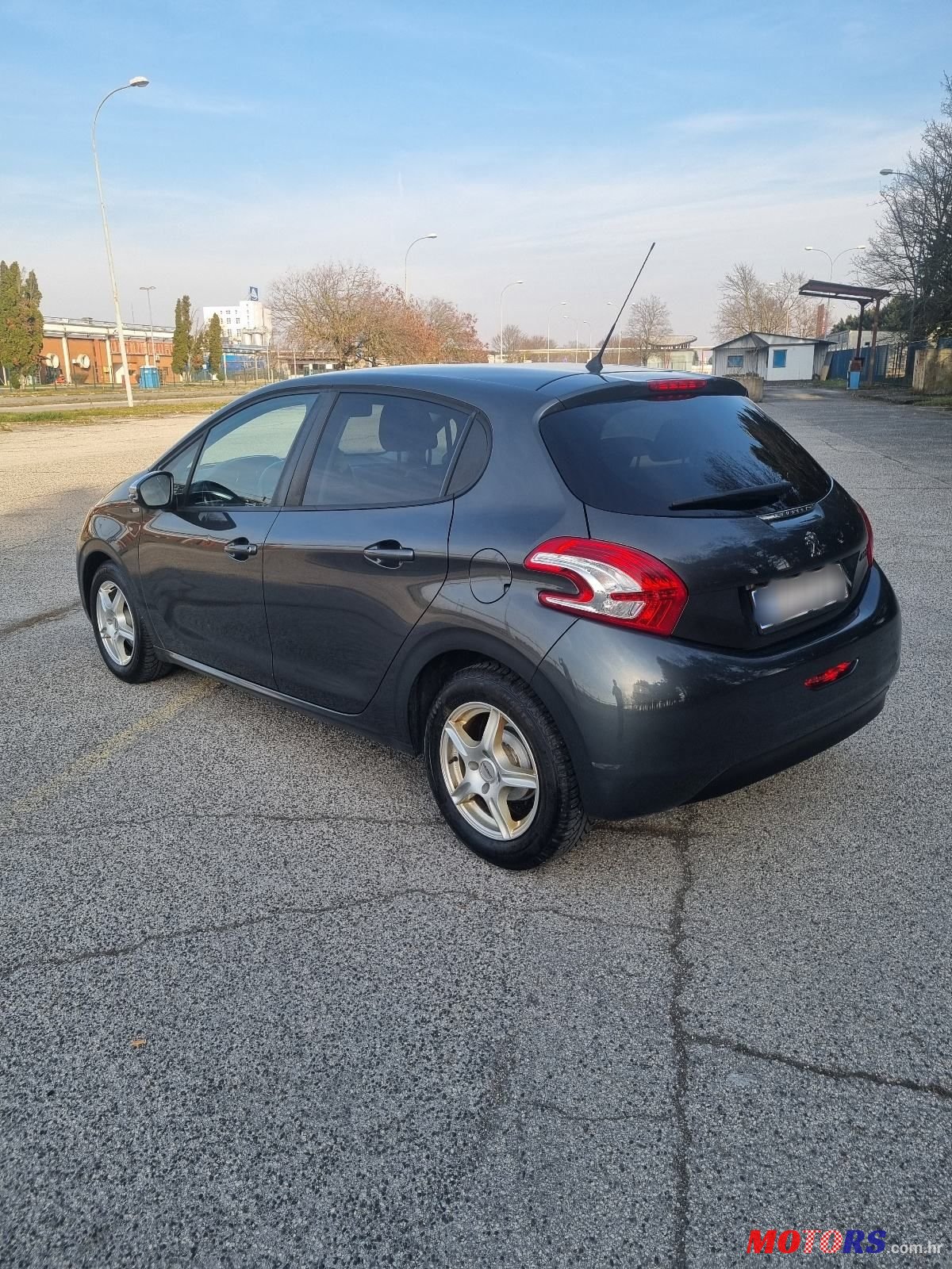 2015' Peugeot 208 1,2 Puretech photo #5