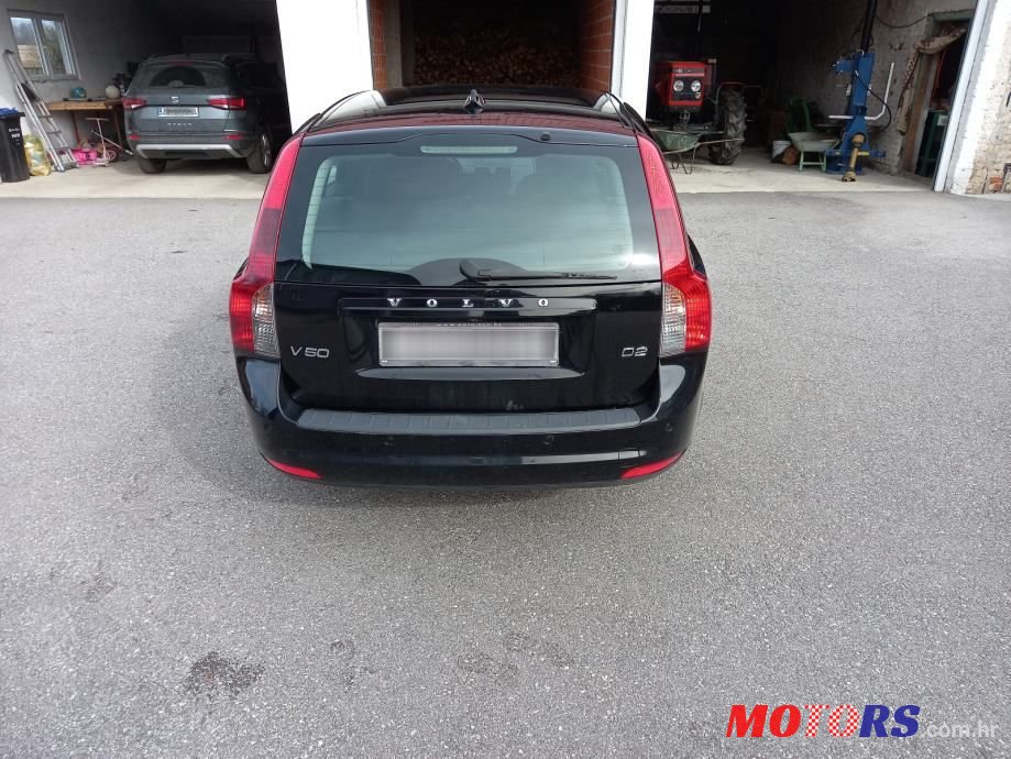2011' Volvo V50 D2 photo #4