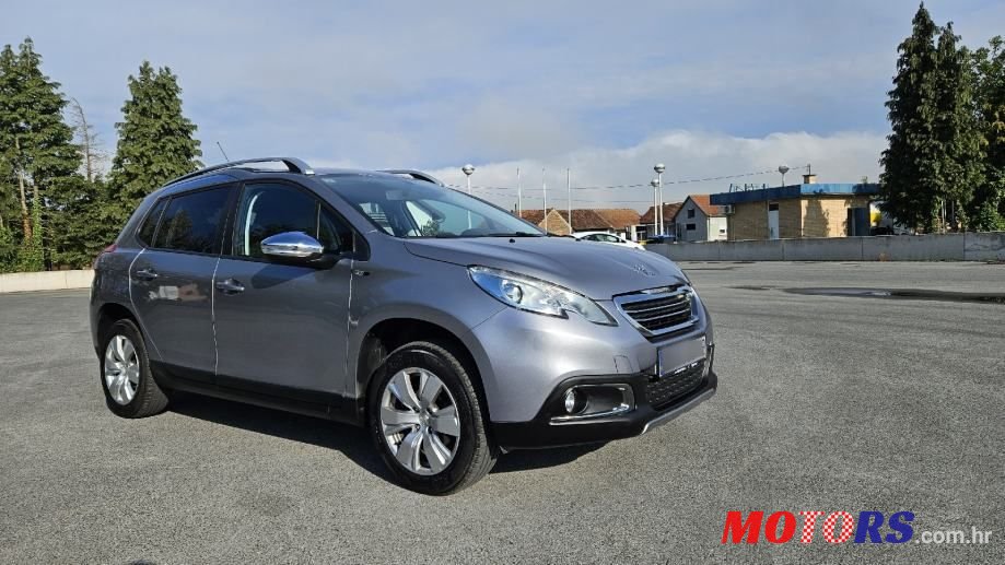 2016' Peugeot 2008 1,2 photo #2