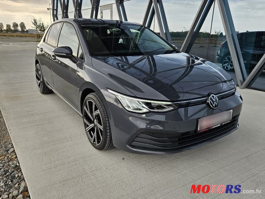 2021' Volkswagen Golf 8 2,0 Tdi photo #2