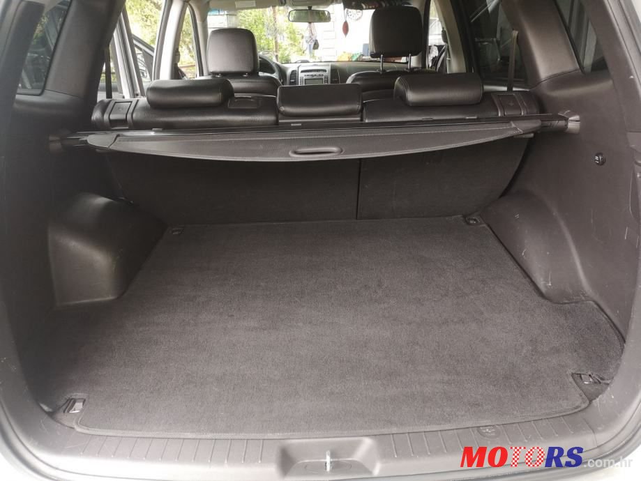 2011' Hyundai Santa Fe 2,2 Crdi photo #2